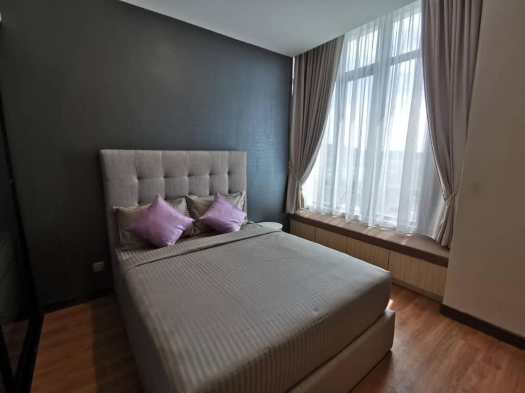 Shaftsbury Putrajaya At Alamanda Mall Apartment ภายนอก รูปภาพ